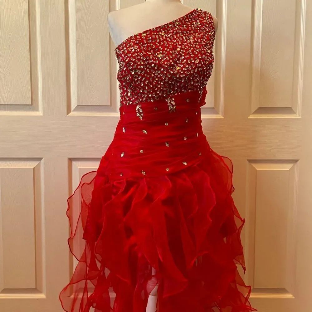 Red One-Shoulder Ruffled Gown - Picture 4 of 15